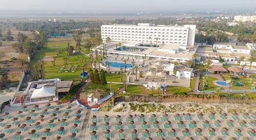 One Resort Jockey